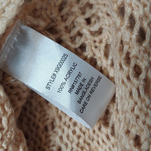 Jolie & Joy Crochet Crop top 2X - Picture 6 of 6